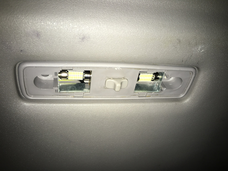 9.2 :: LED. Заміна освітлення в салоні 5