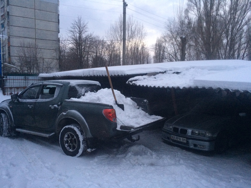 Вивозимо сніг:) 3