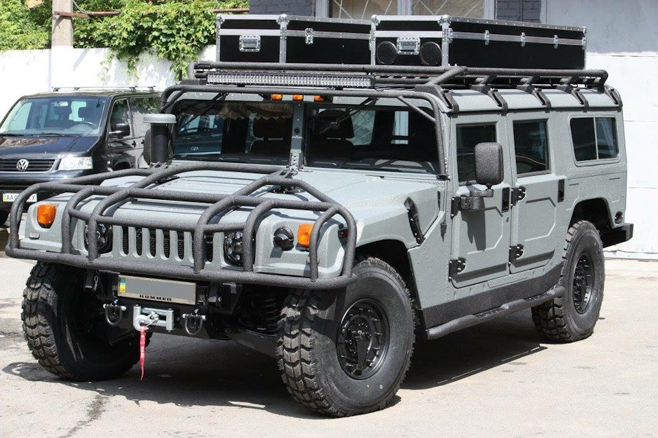 Hummer H1 Line-X 1