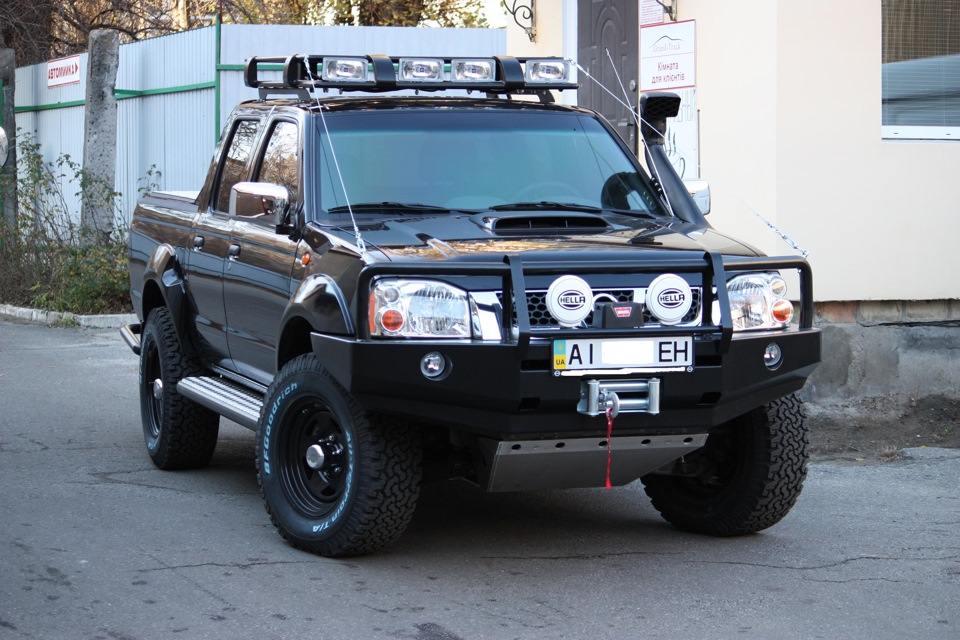 Нісан НП300 (Д22) 1
