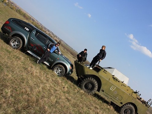 L200 vs БРДМНа берлін ------> 1