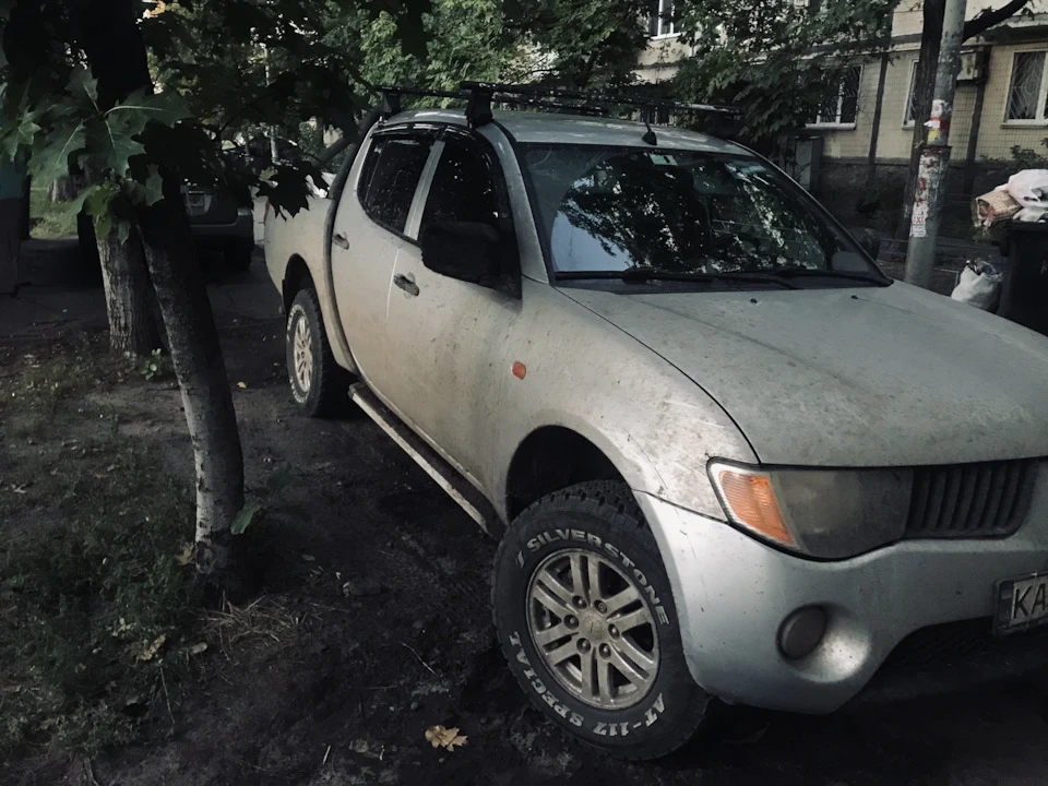 Перемога на r/d lock, і індикацією включення повного приводу.
