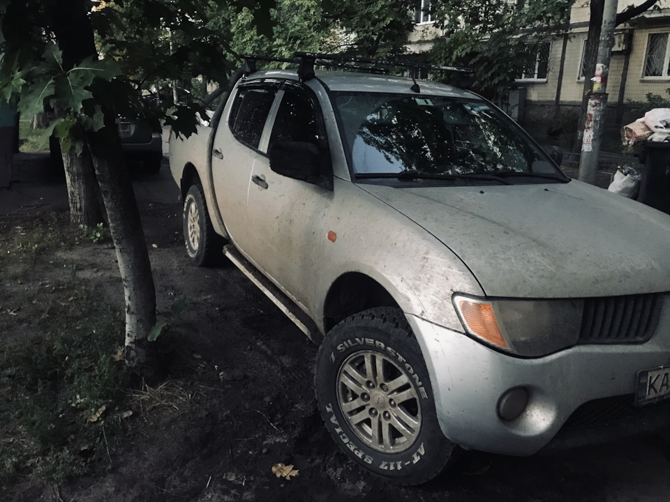 Перемога на r/d lock, і індикацією включення повного приводу. 1