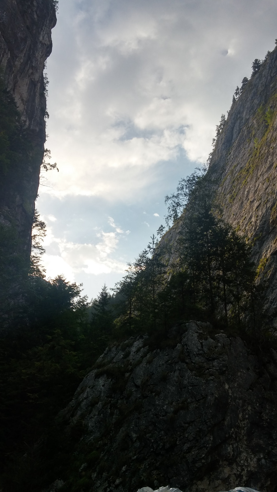 Албанія, початок 3