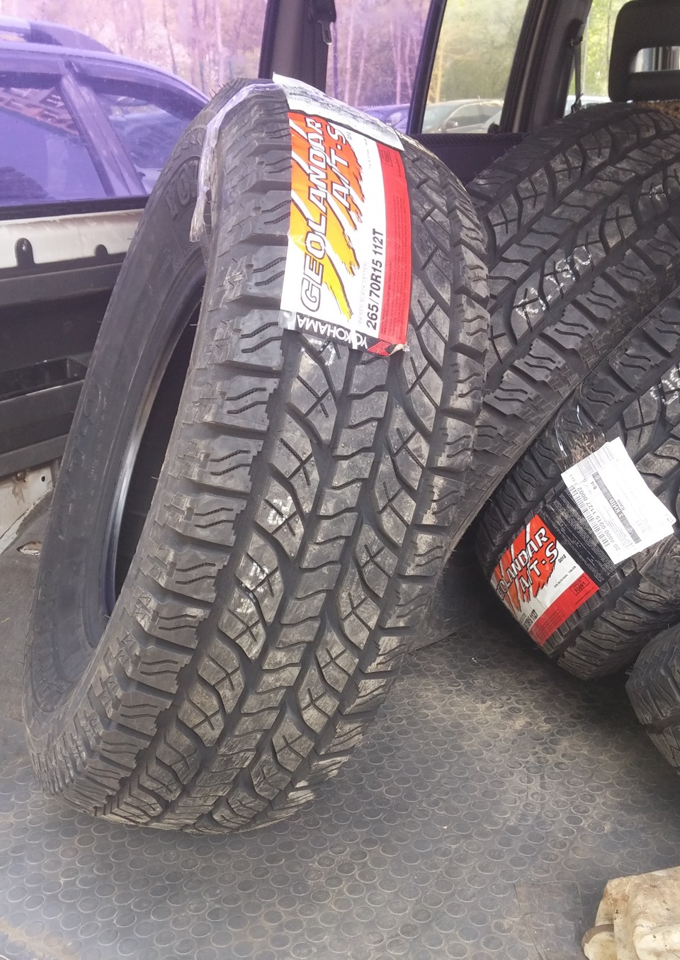 Yokohama Geolandar A/TS G012 265/70 R15 1