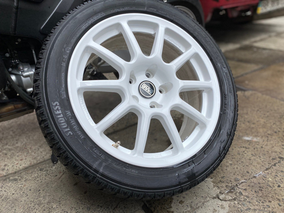 Зимовий комплект коліс Braid R17 1