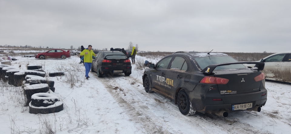 Маленькі гальма R15 на EVO X 1