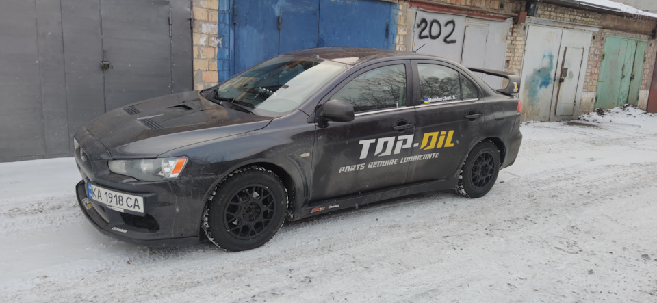 Маленькі гальма R15 на EVO X 2
