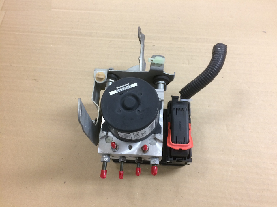 ABS 5МТ vs ABS SST 2