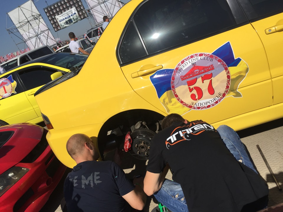 Фінальна Драг Битва - ЧУ 2015 р. Запоріжжя @2xEvo 8 +0.5Evo8 2