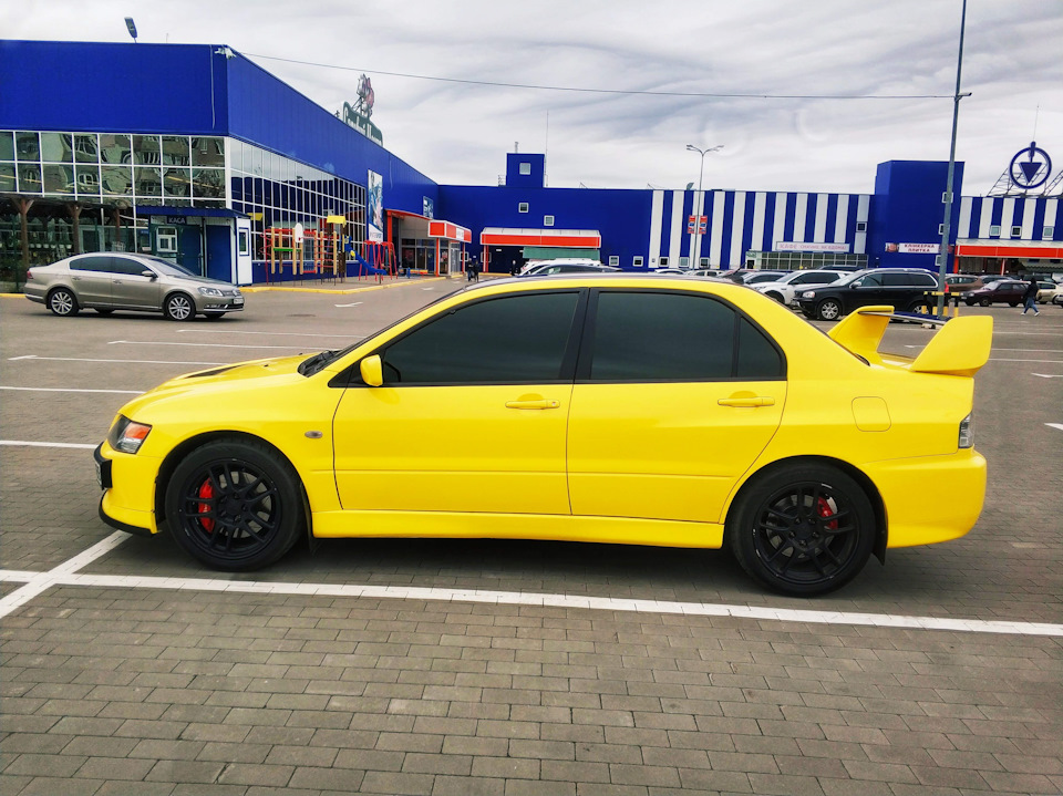 ПРОДАНО Продаю свій евік 4