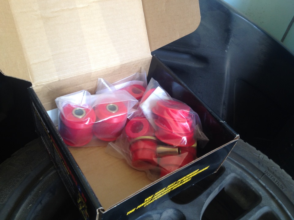 Поліуретан Energy Suspension Red Bushing Set es5.18115R 4