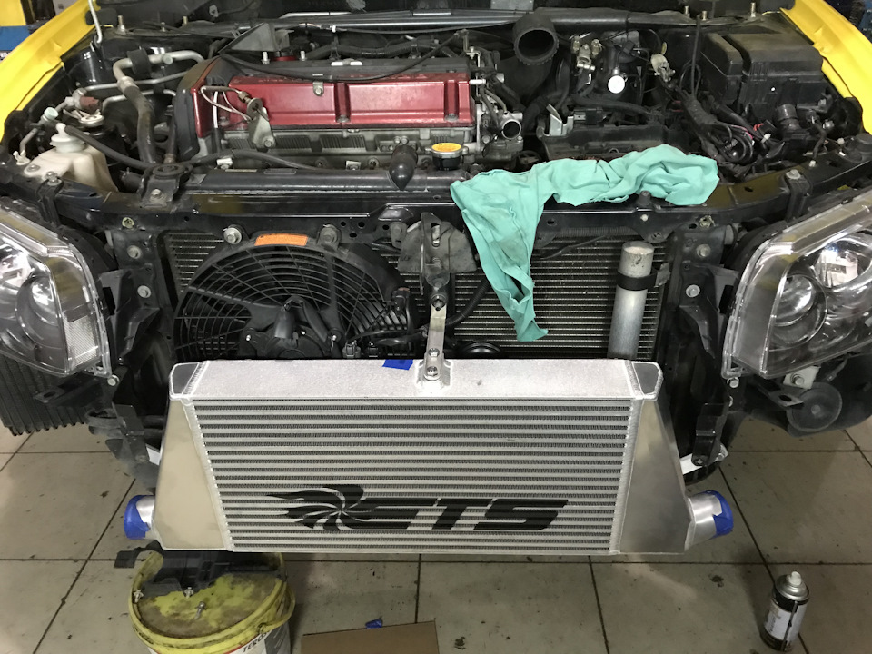ETS 3 Intercooler Kit With Titanium Piping 3