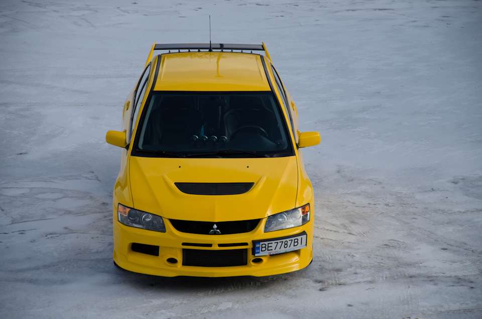 Evo 9 фото з дзеркалки 1