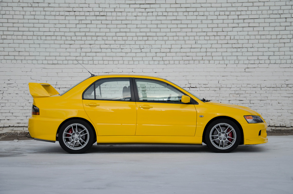 Evo 9 фото з дзеркалки 2