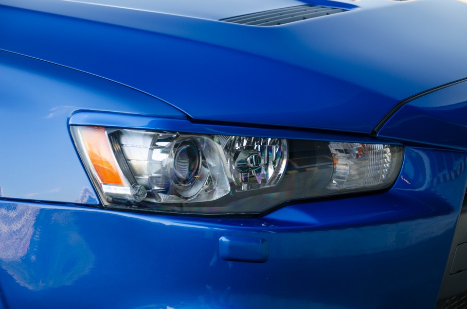 tail lights + вії 3