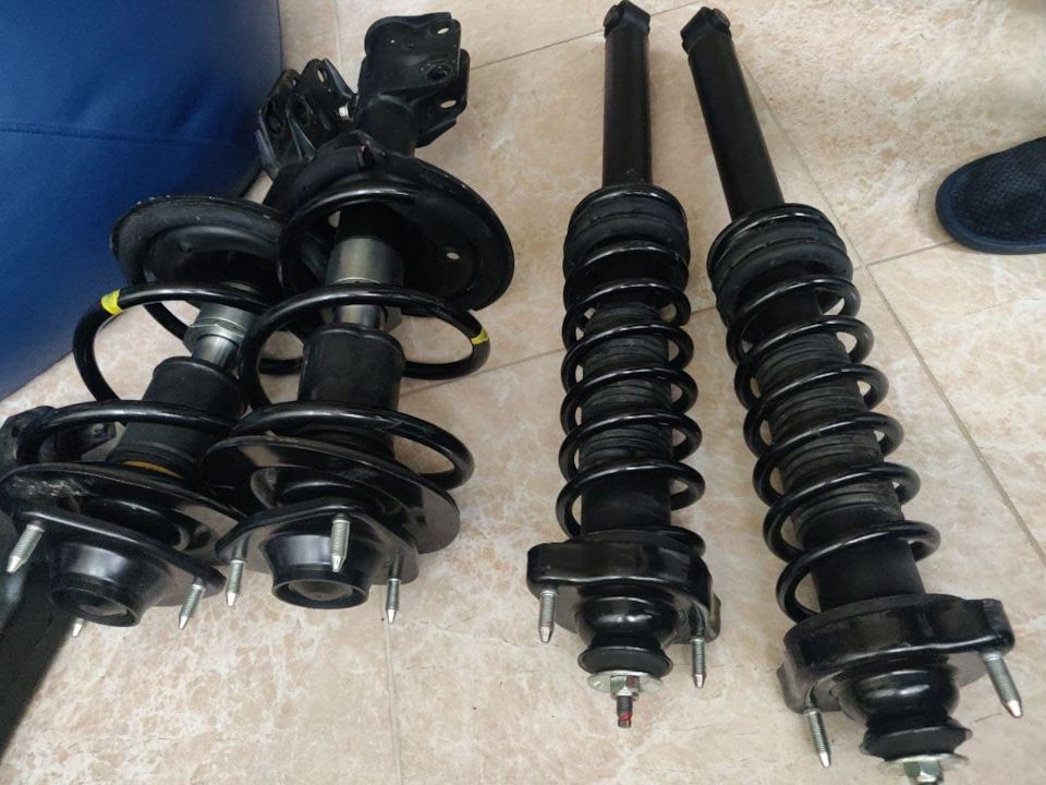 KYB замість Bilstein 1