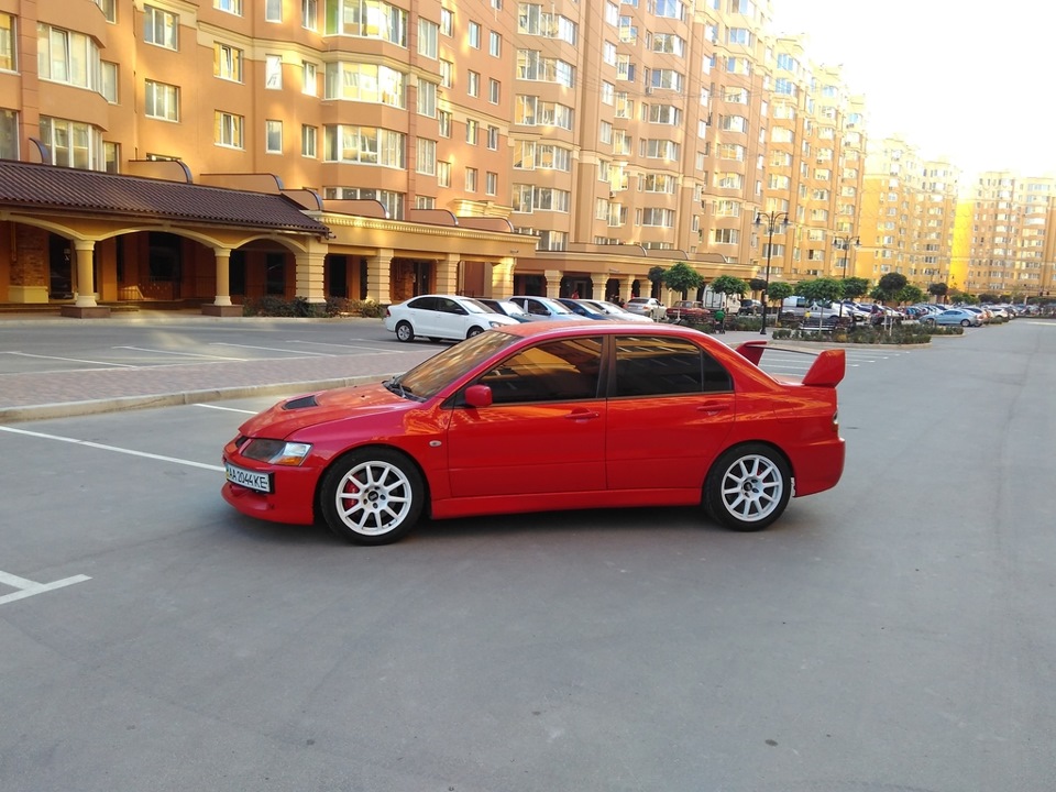 Продам EVO 9 Rally Red 2006 4