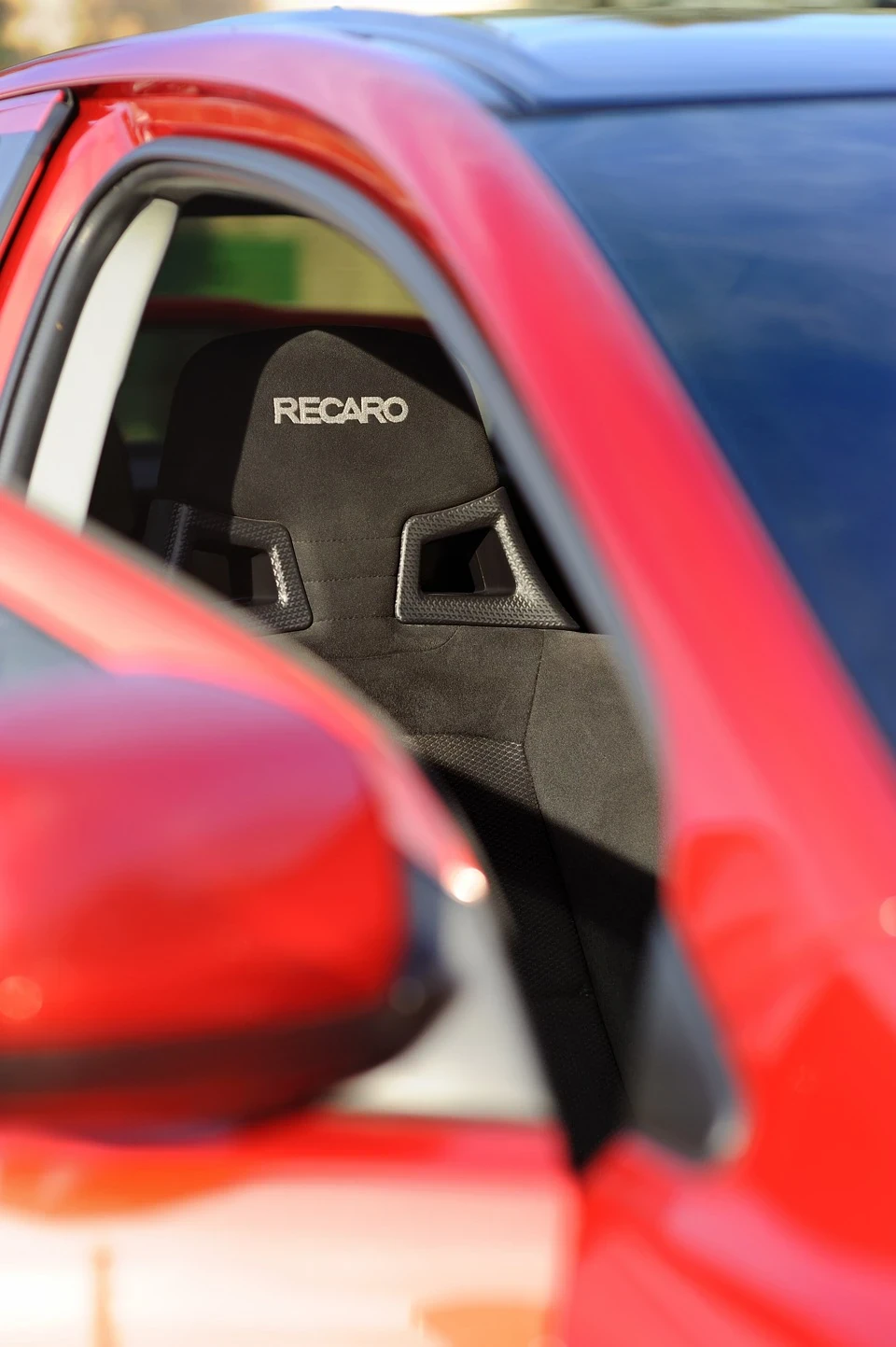 Фото салону Mitsubishi Lancer Evolution X SST