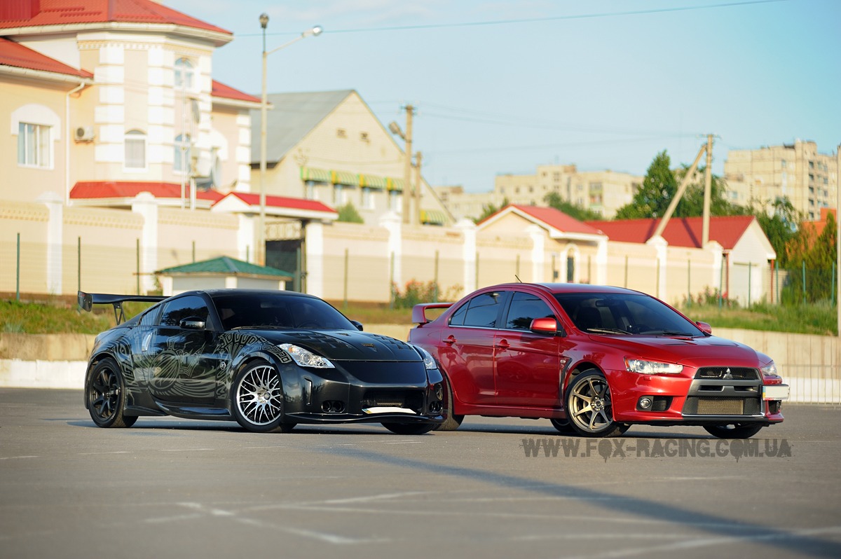 Mitsubishi EVO X vs Nissan 350Z 1