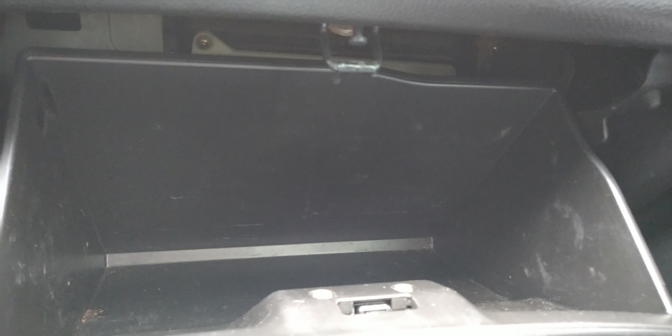 Mitsubishi Lancer IX подсветка бардачка 3