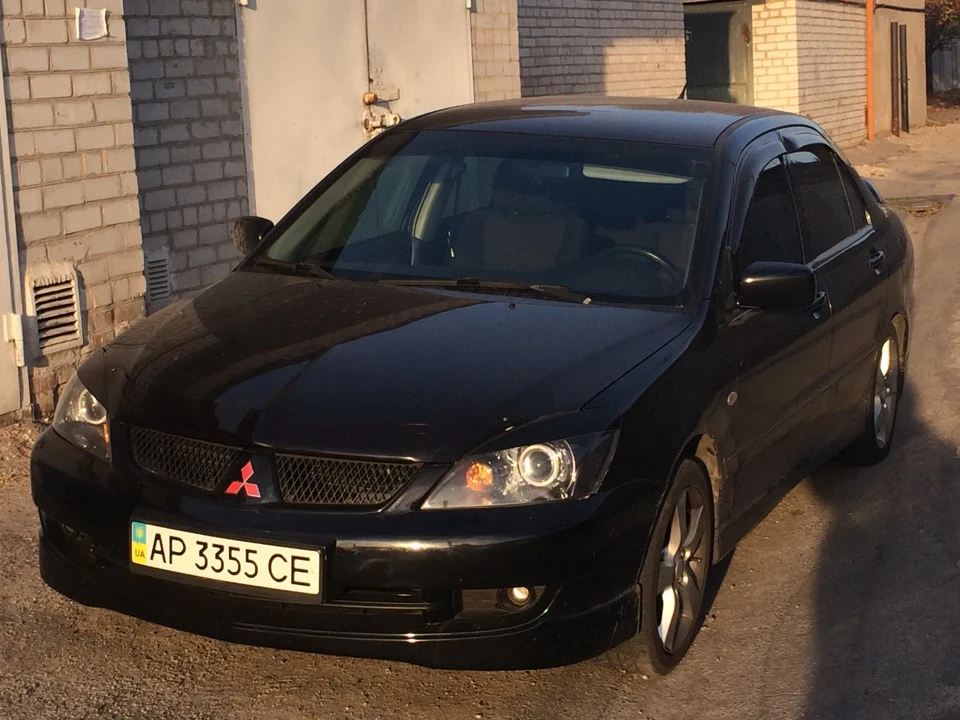 Ну що спробуємо продати Міцика (((