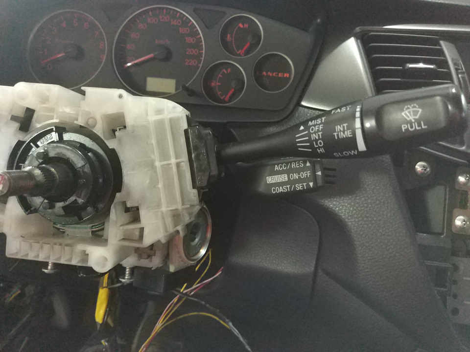 Ручка круїз контролю на Lancer IX 4