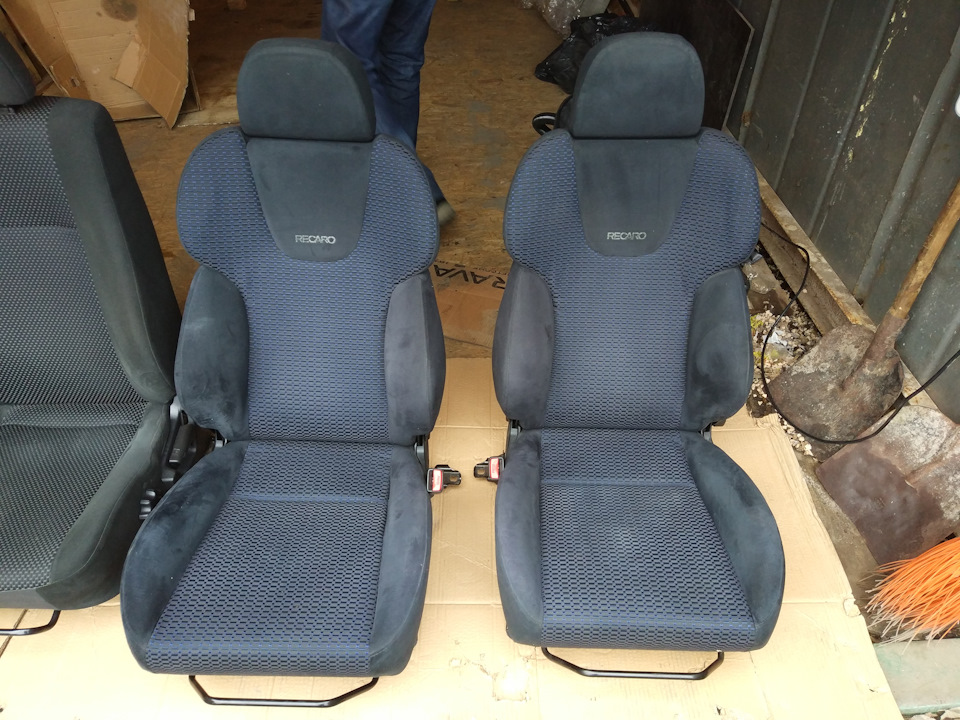 Сидіння Recaro EVO GT-A 1