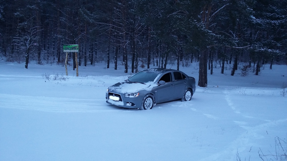 Сніг та Lancer X 1