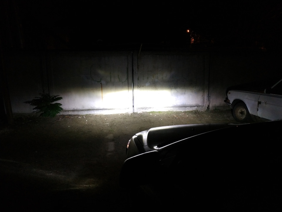 LED у фари або як профукати 600грн.🤨 2