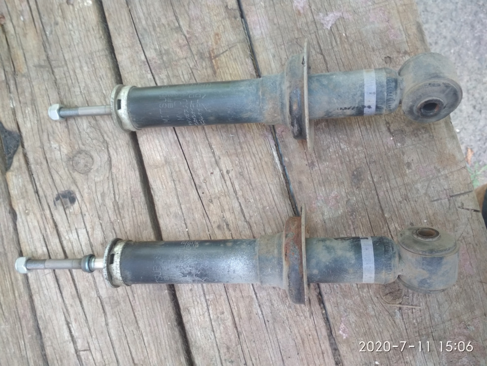 Літній ремонт 1. Амортизатори Sato tech, Bilstein 1