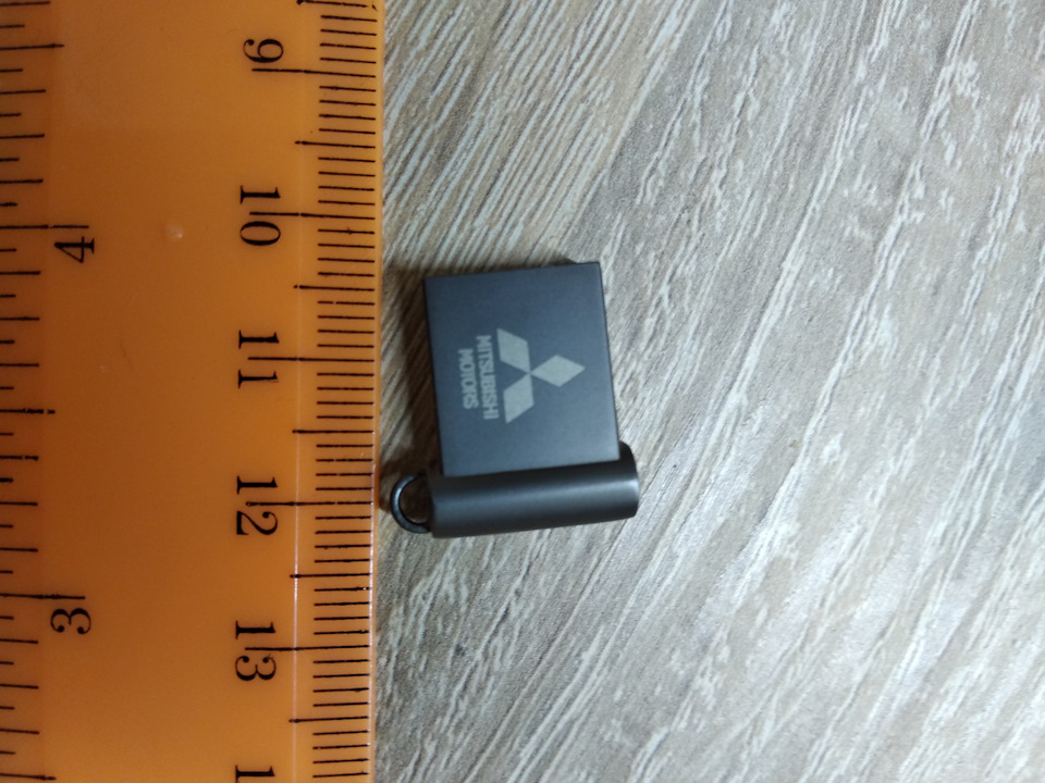 Флешка USB 1