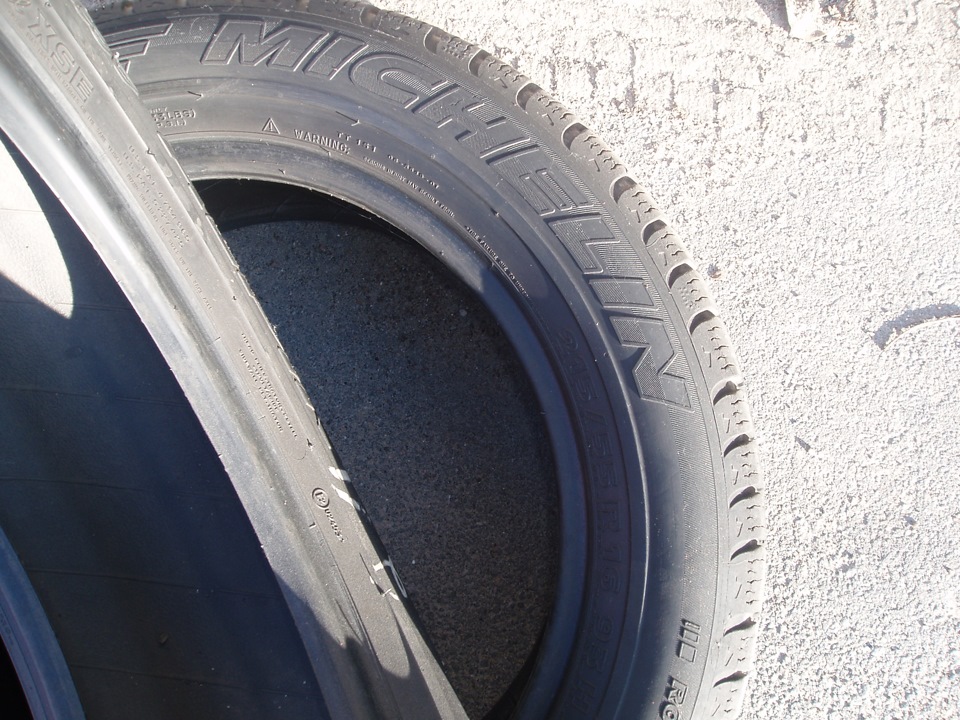 Зима. Goodyear 205/55/r16 перед Michelin 215/55/r16 зад 2