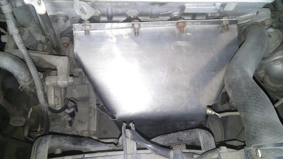 Павук на Lancer 9