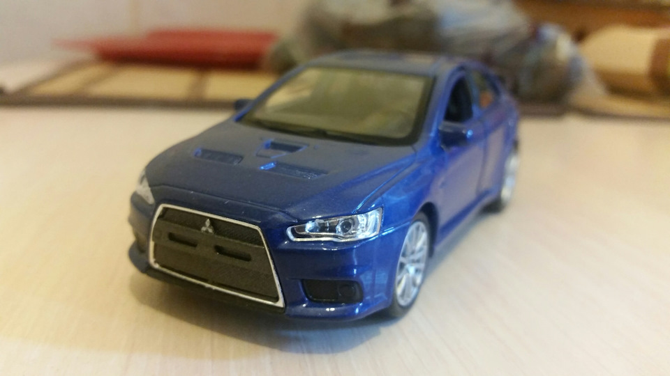 Lancer 1:32 1