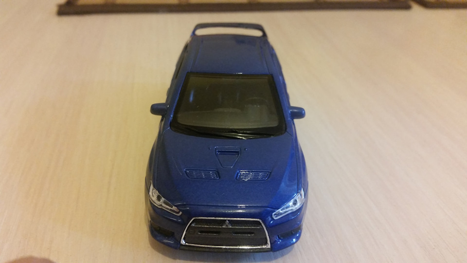 Lancer 1:32 5