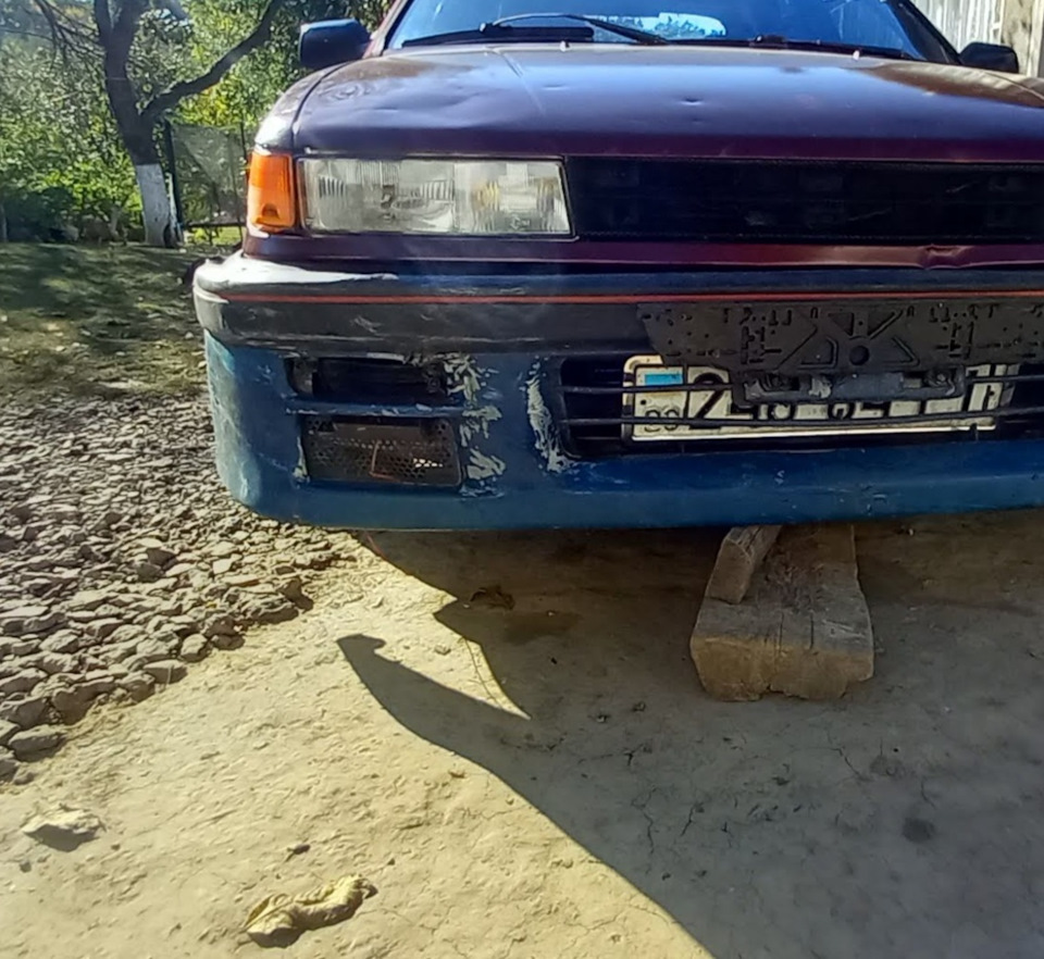 Бампрер від GT версії mitsubishi lancer IV 4