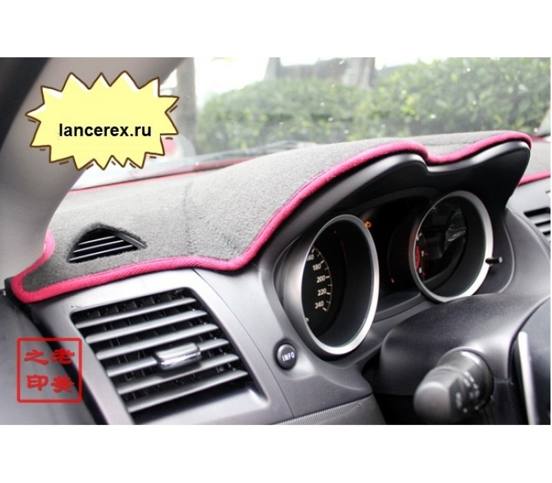 Килимок на передню панель Lancer X 2