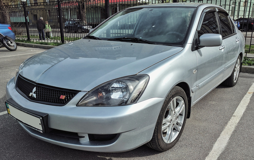 Рашітка Ralliart//// встановлена 1