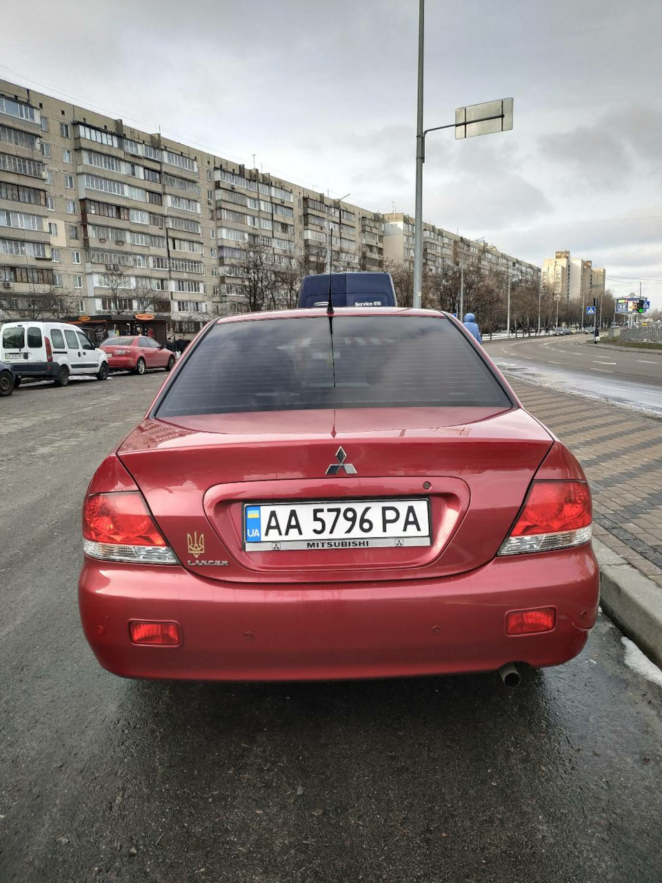 Ось таким Лансер був проданий у 2019 2