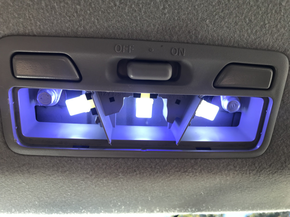 LED освітлення в салоні 3