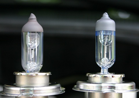 Безпека: лампи Philips VisionPlus 3
