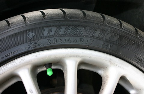 Безпека: шини Dunlop з технологією Run-on-flat 3
