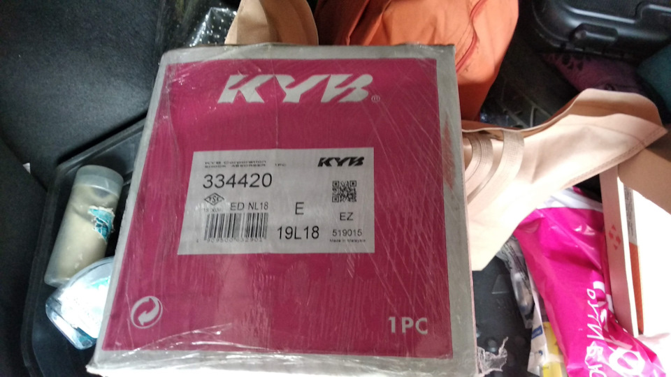 Заміна амортизатора KYB 334420 та фільтра 1