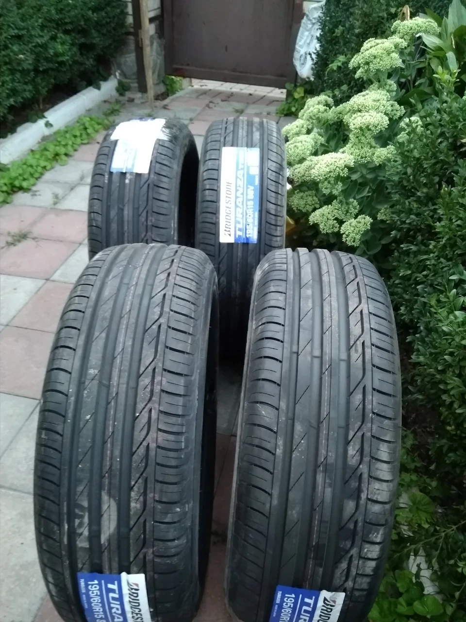 Нова гума Bridgestone Turanza T001