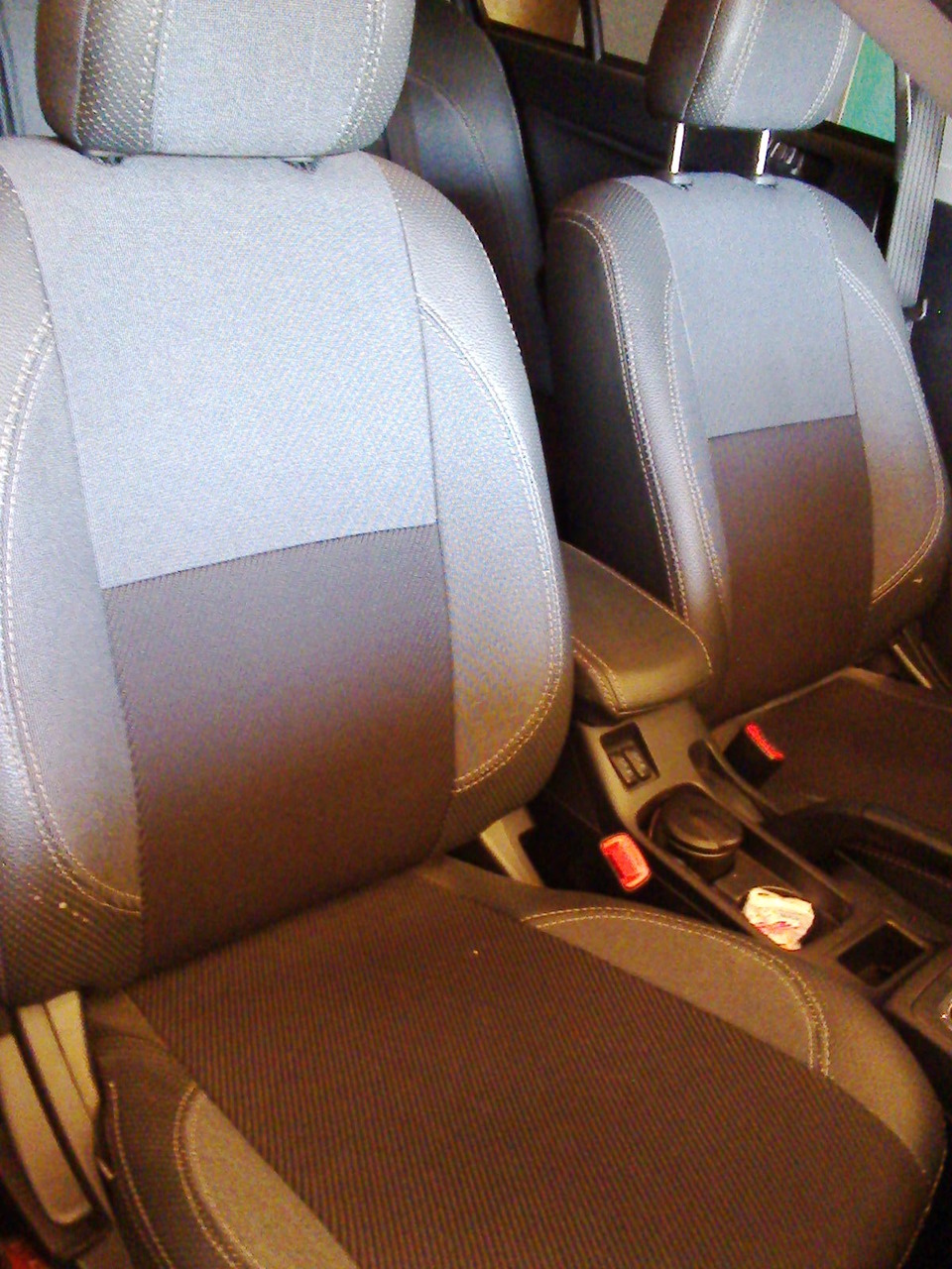 Авто-чохли MW Brothers Mitsubishi Lancer X 2.0L 3