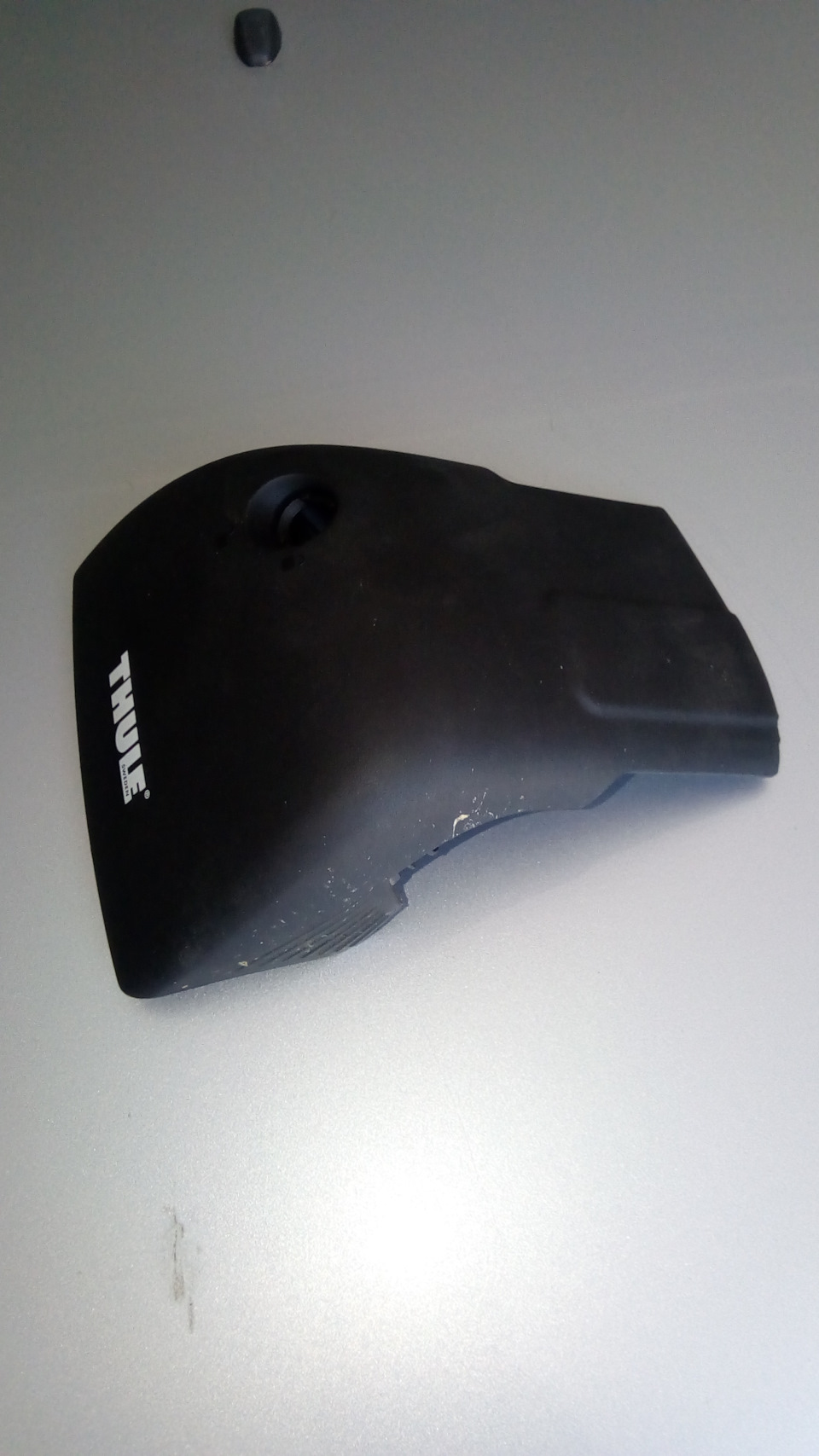 Шукаю праву кришку поперечок Thule-9594 Wingbar Edge. 4