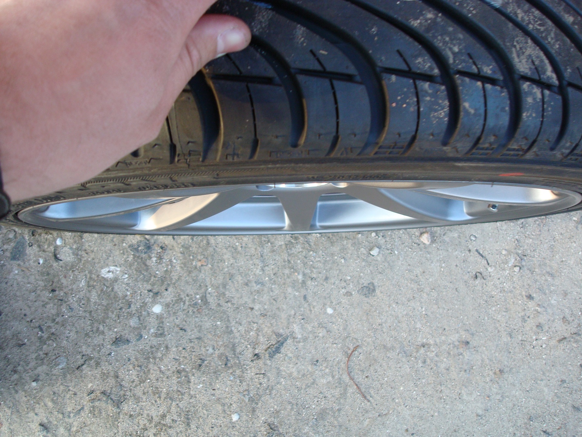 Прикупив MB Wheels Battle R18 4