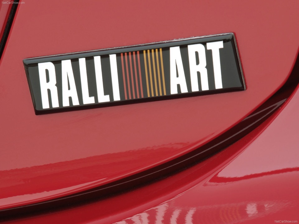 Емблема Ralliart 1