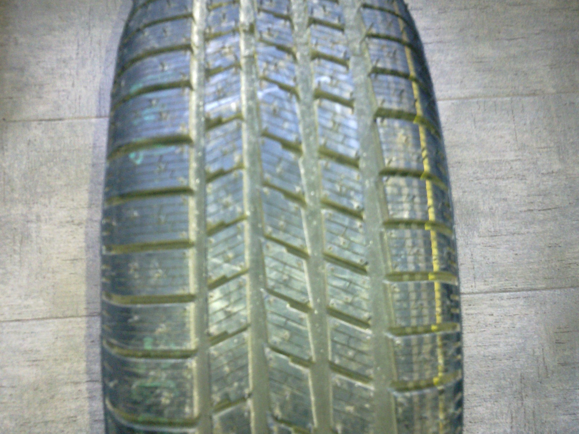 Нова гума Pirelli Winter 210 Snow Sport 3
